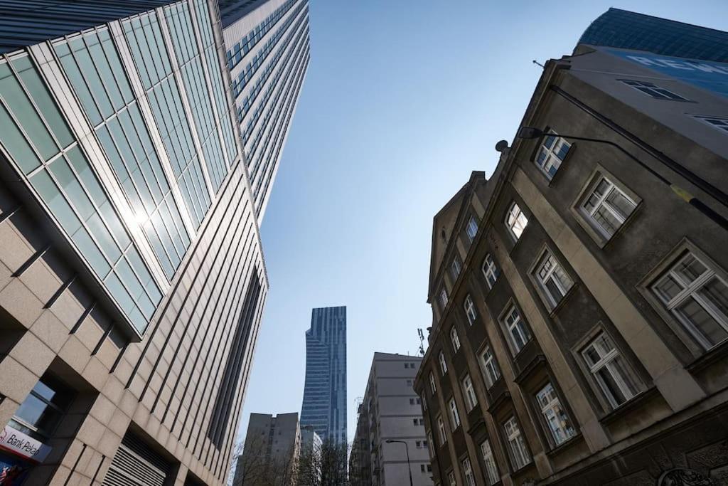 Oasis 2 In Center Downtown Warszawa