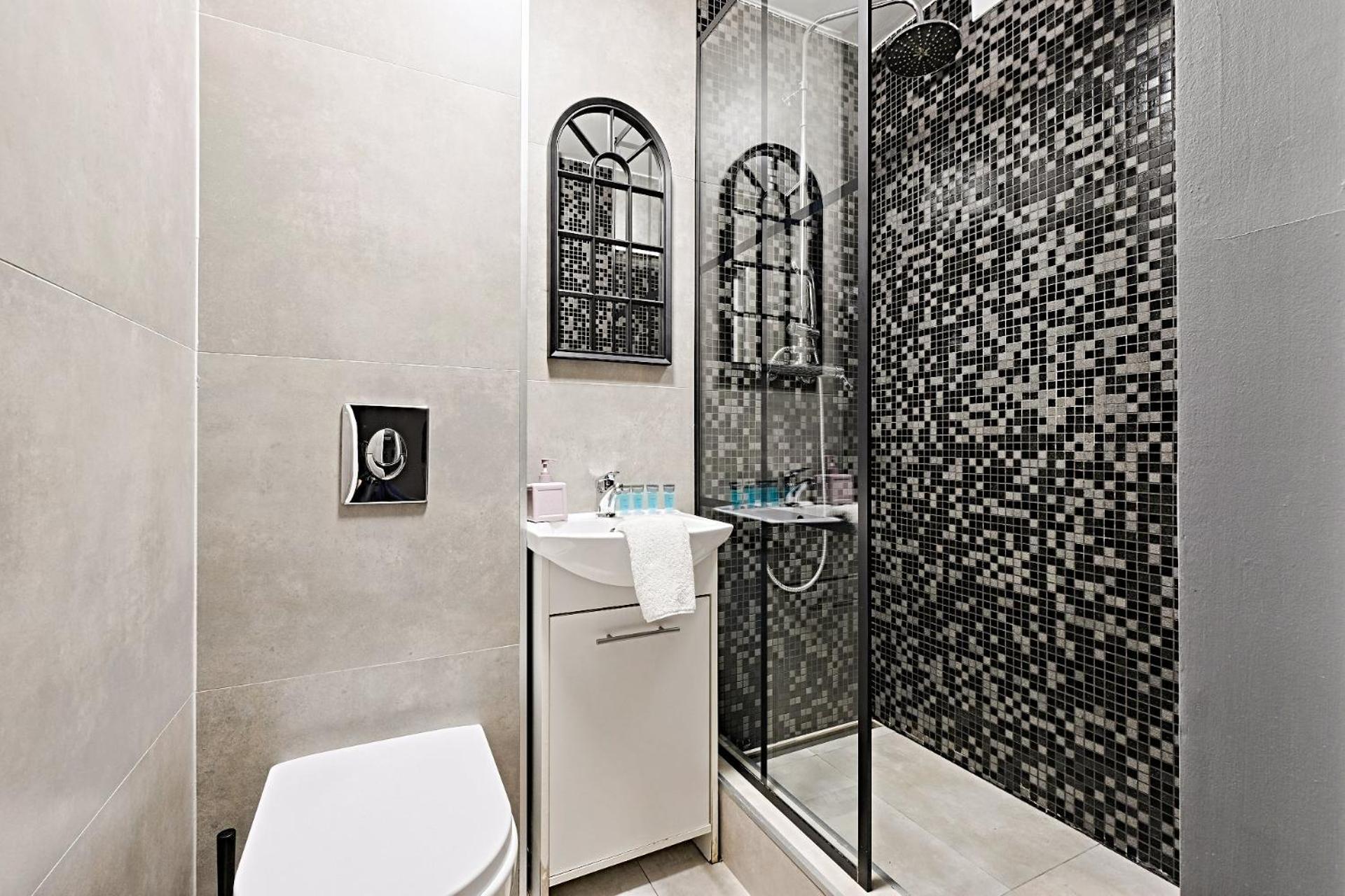 Oasis 2 In Center Downtown Apartament *